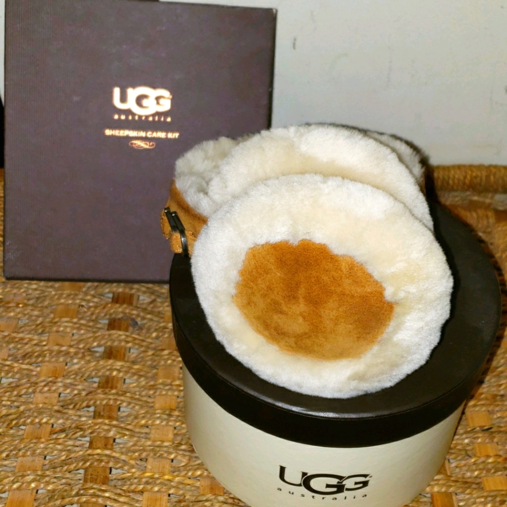 UGG Earmuffs